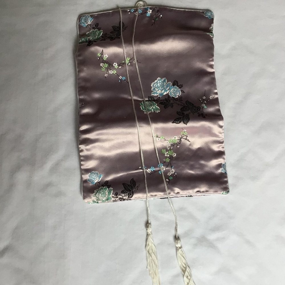 Vintage Pink Satin Jewelry Roll with Bonsai Tree and Rose Design - Picture 4 of 4